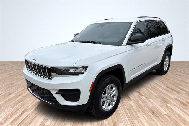 2025 Jeep Grand Cherokee GRAND CHEROKEE LAREDO 4X2