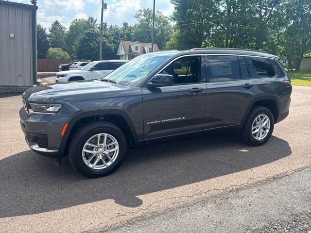 2025 Jeep Grand Cherokee GRAND CHEROKEE L LAREDO X 4X4