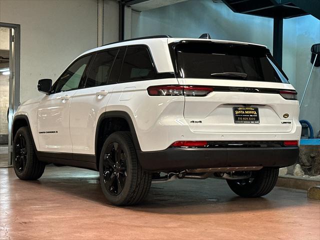 2025 Jeep Grand Cherokee GRAND CHEROKEE LIMITED 4X4