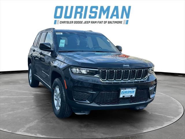 2025 Jeep Grand Cherokee GRAND CHEROKEE LAREDO 4X2
