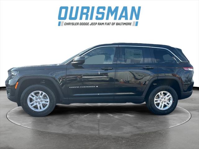 2025 Jeep Grand Cherokee GRAND CHEROKEE LAREDO 4X2