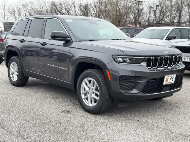 2025 Jeep Grand Cherokee GRAND CHEROKEE LAREDO X 4X4