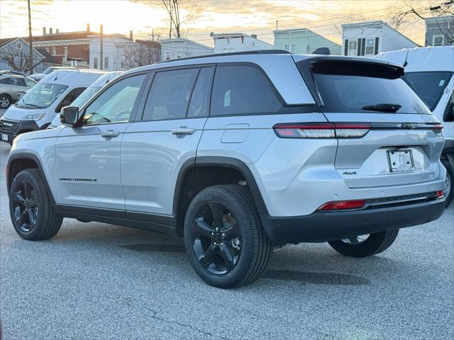 2025 Jeep Grand Cherokee Altitude X 4x4