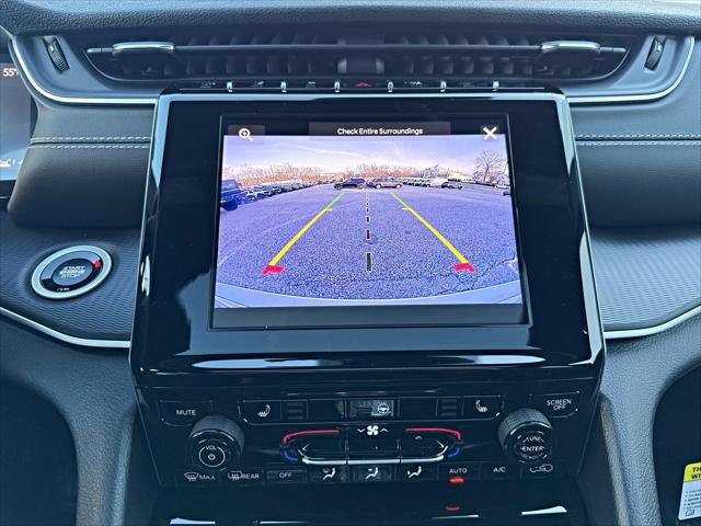 2025 Jeep Grand Cherokee Altitude X 4x4