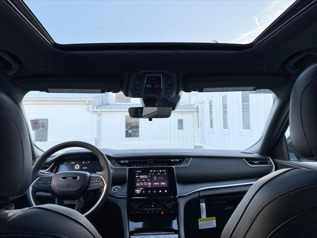 2025 Jeep Grand Cherokee Altitude X 4x4