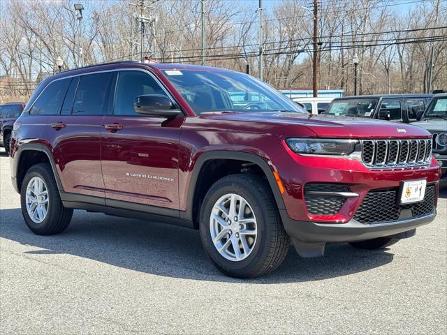 2025 Jeep Grand Cherokee GRAND CHEROKEE LAREDO X 4X4