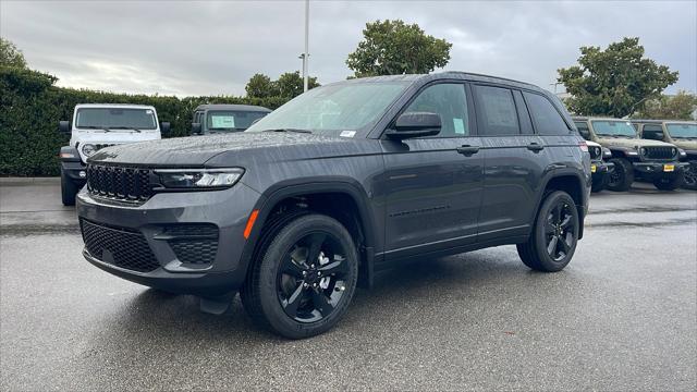 2025 Jeep Grand Cherokee GRAND CHEROKEE ALTITUDE 4X4