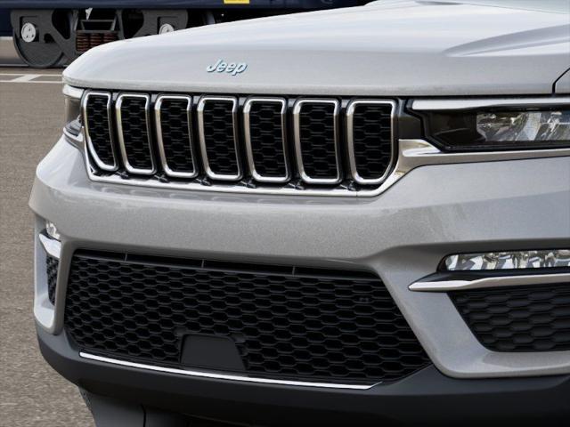 2025 Jeep Grand Cherokee Unknown