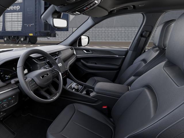 2025 Jeep Grand Cherokee Unknown