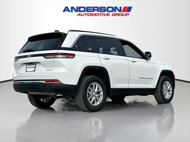 2025 Jeep Grand Cherokee GRAND CHEROKEE LAREDO X 4X4