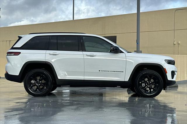 2025 Jeep Grand Cherokee GRAND CHEROKEE ALTITUDE X 4X4