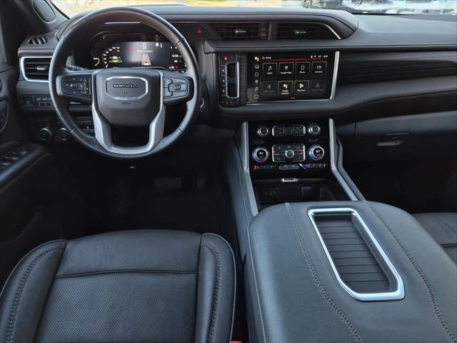 2022 GMC Yukon 4WD Denali