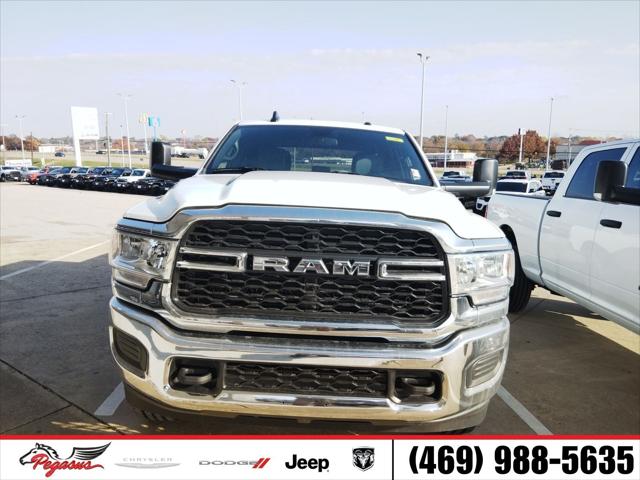 2022 RAM 2500 Tradesman Crew Cab 4x4 64 Box