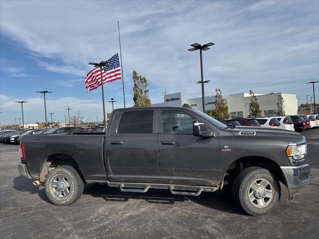 2023 RAM 2500 Tradesman Crew Cab 4x4 64 Box