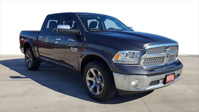 2017 RAM 1500 Laramie Crew Cab 4x4 57 Box