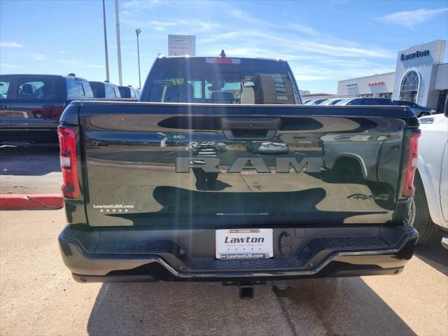 2025 RAM Ram 1500 RAM 1500 TRADESMAN CREW CAB 4X4 57 BOX