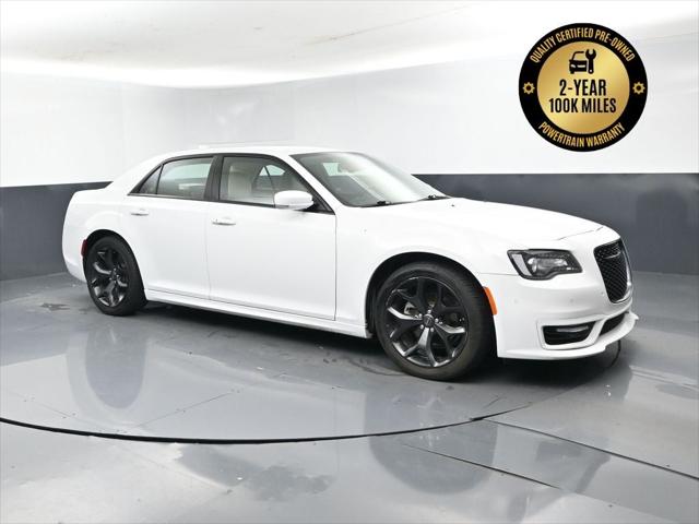 2022 Chrysler 300 Touring L