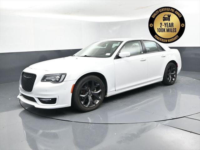 2022 Chrysler 300 Touring L