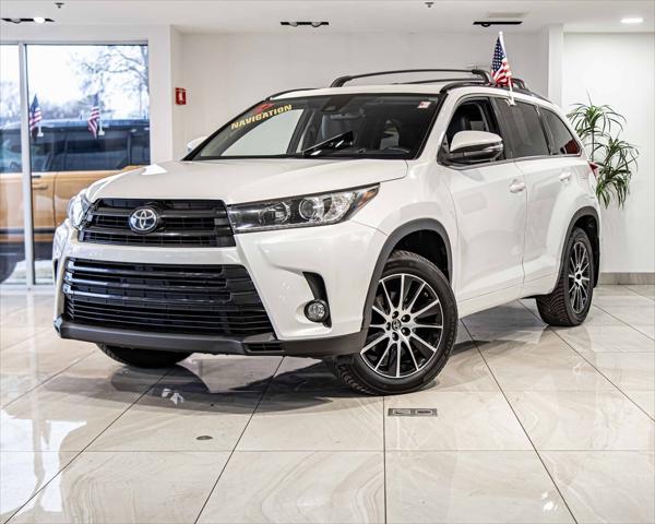 2017 Toyota Highlander SE