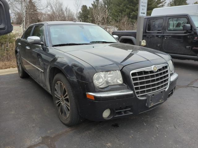 2008 Chrysler 300C Base