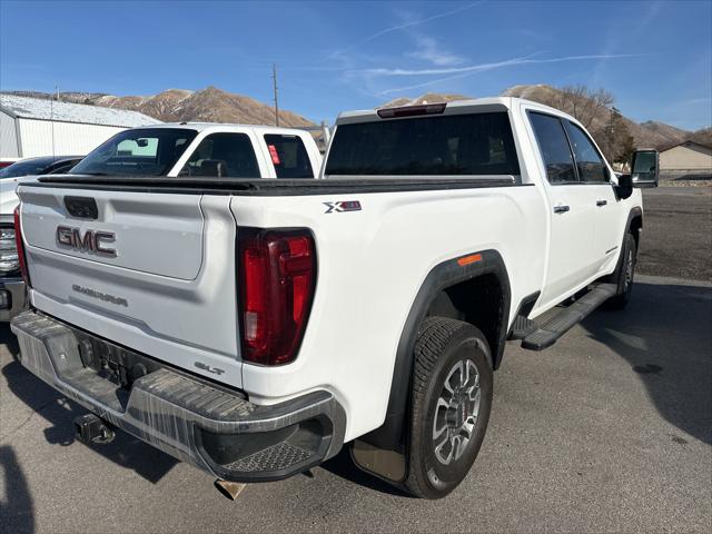 2022 GMC Sierra 3500HD 4WD Crew Cab Standard Bed SLT