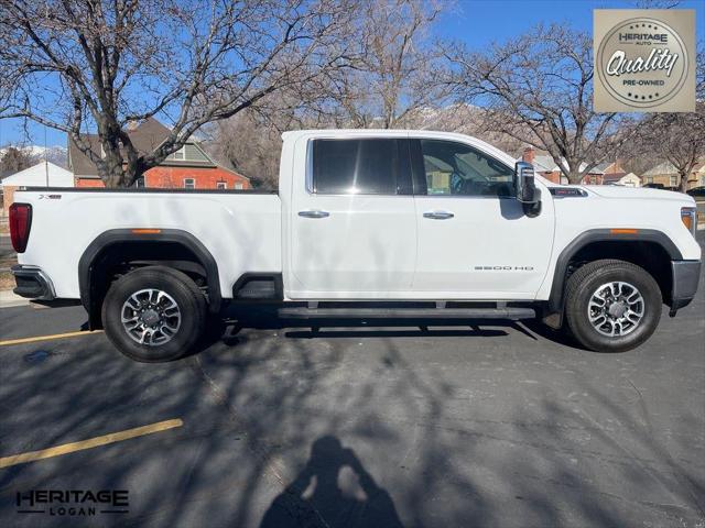 2022 GMC Sierra 3500HD 4WD Crew Cab Standard Bed SLT 2022 GMC Sierra 3500HD 4WD Crew Cab Standard Bed SLT