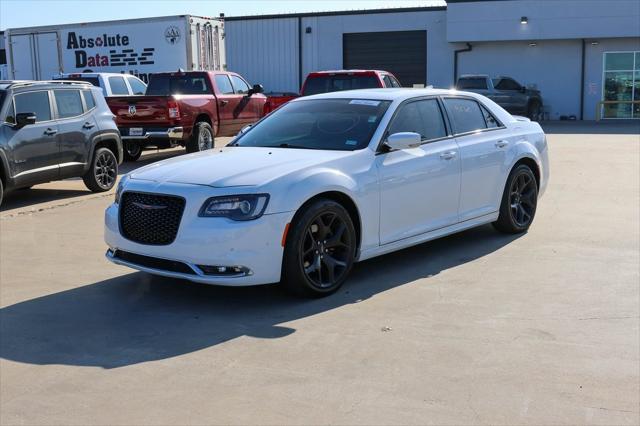 2022 Chrysler 300 S