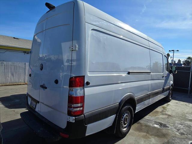 2014 Mercedes-Benz Sprinter 2500 High Roof