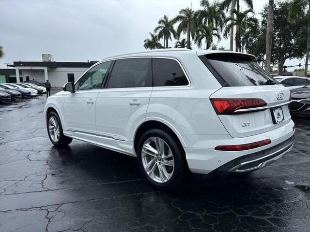 2020 Audi Q7 Premium Plus 55 TFSI quattro Tiptronic