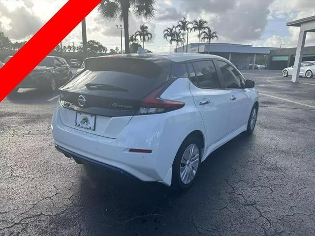 2022 Nissan LEAF S 40 kWh