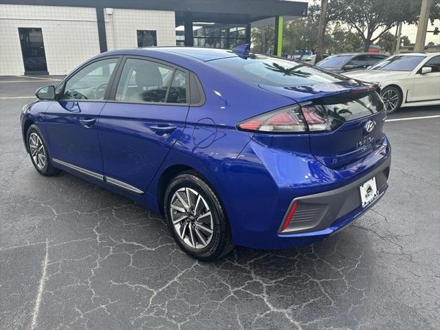 2021 Hyundai IONIQ Electric SE