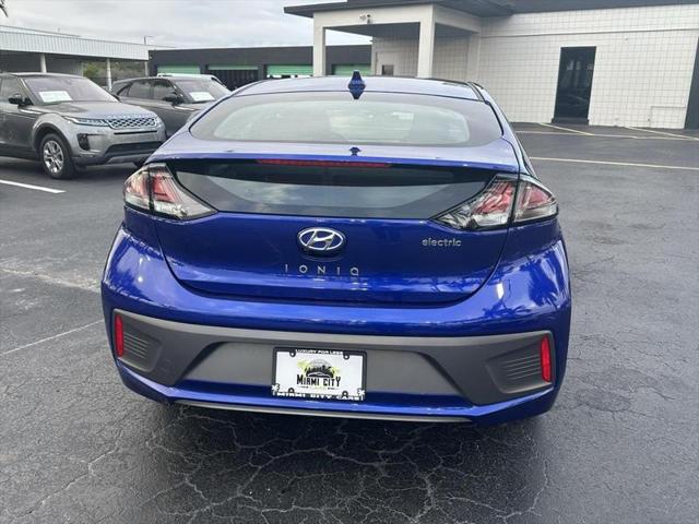 2021 Hyundai IONIQ Electric SE