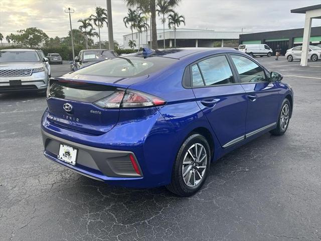 2021 Hyundai IONIQ Electric SE