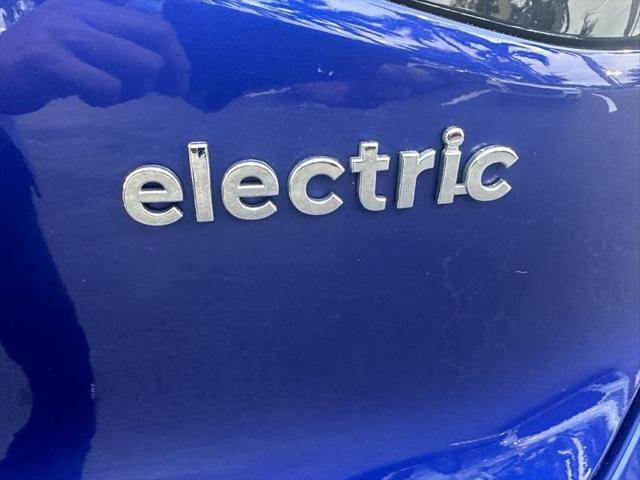 2021 Hyundai IONIQ Electric SE