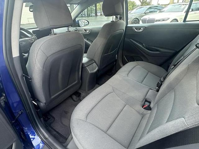 2021 Hyundai IONIQ Electric SE