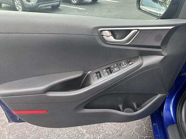 2021 Hyundai IONIQ Electric SE