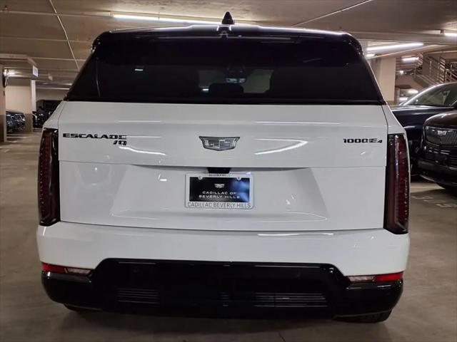 2025 Cadillac Escalade Sport 2