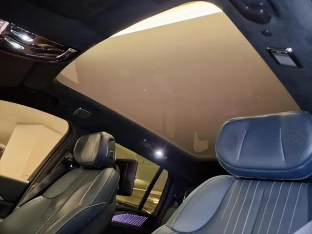 2025 Cadillac Escalade Sport 2
