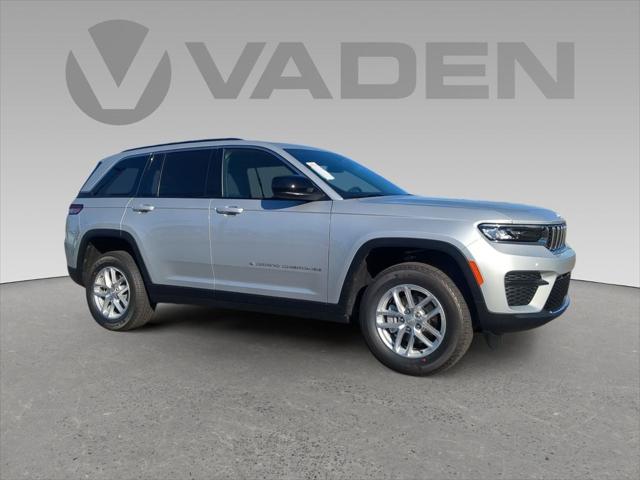 2025 Jeep Grand Cherokee GRAND CHEROKEE LAREDO X 4X2