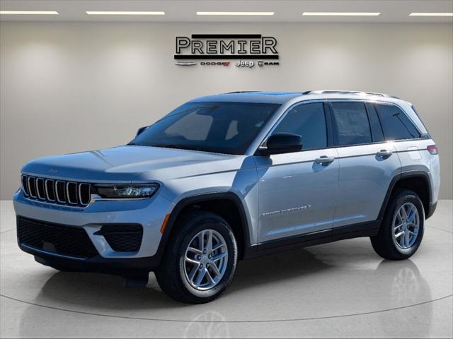 2024 Jeep Grand Cherokee GRAND CHEROKEE LAREDO X 4X4