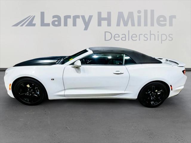 2021 Chevrolet Camaro RWD Convertible 1LT