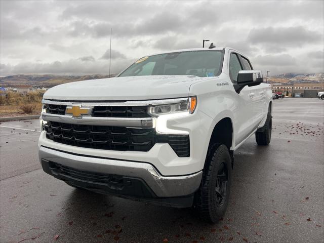 2022 Chevrolet Silverado 1500 4WD Crew Cab Standard Bed LT