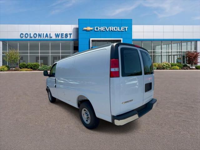 2025 Chevrolet Express Cargo Van RWD 2500 Regular Wheelbase WT