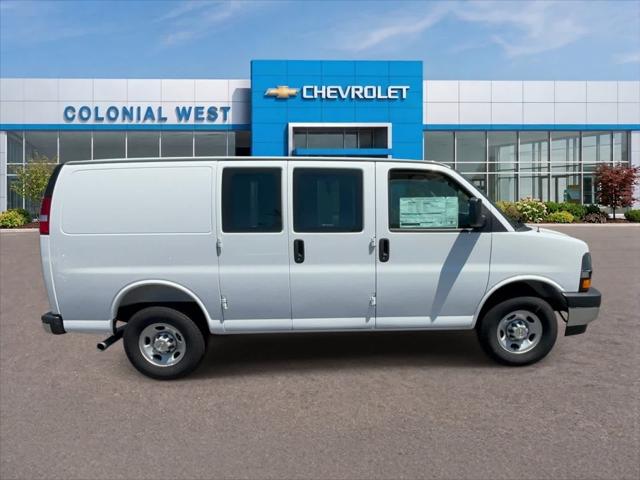 2025 Chevrolet Express Cargo Van RWD 2500 Regular Wheelbase WT