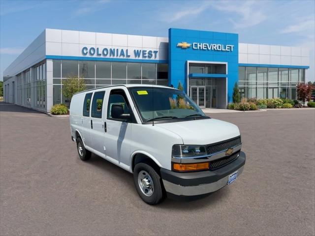 2025 Chevrolet Express Cargo Van RWD 2500 Regular Wheelbase WT