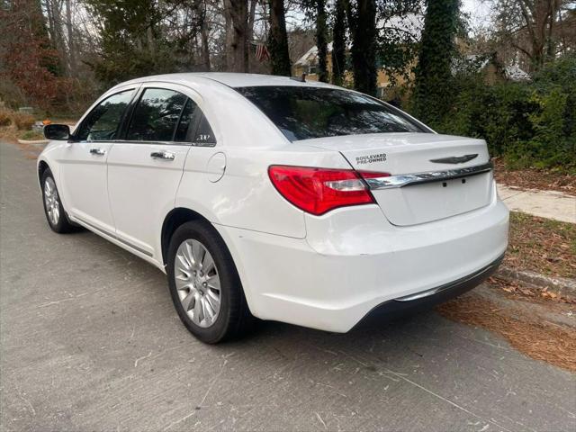 2014 Chrysler 200 LX