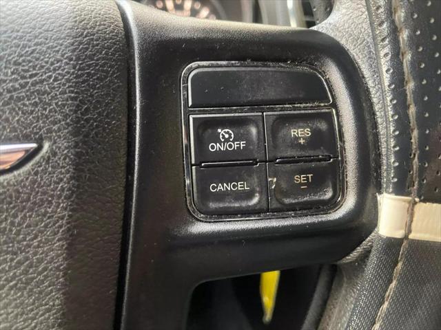 2014 Chrysler 200 LX