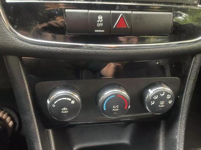 2014 Chrysler 200 LX