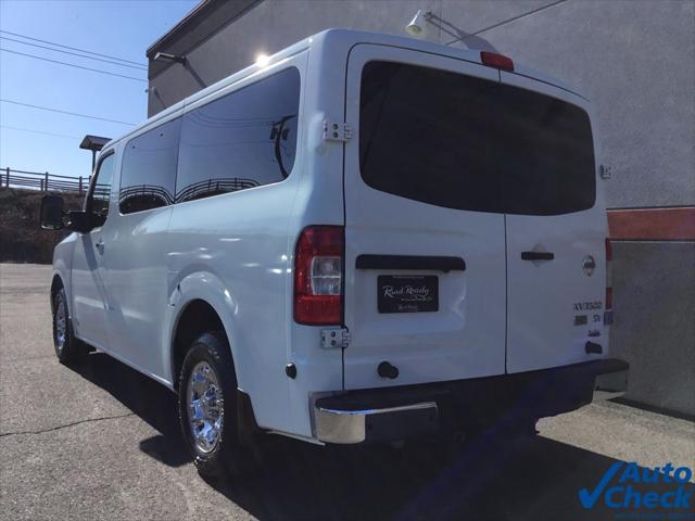 2015 Nissan 3500 SV V8
