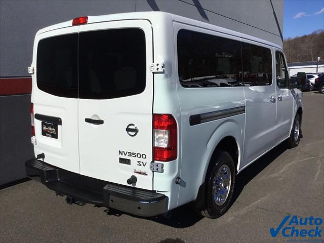 2015 Nissan 3500 SV V8